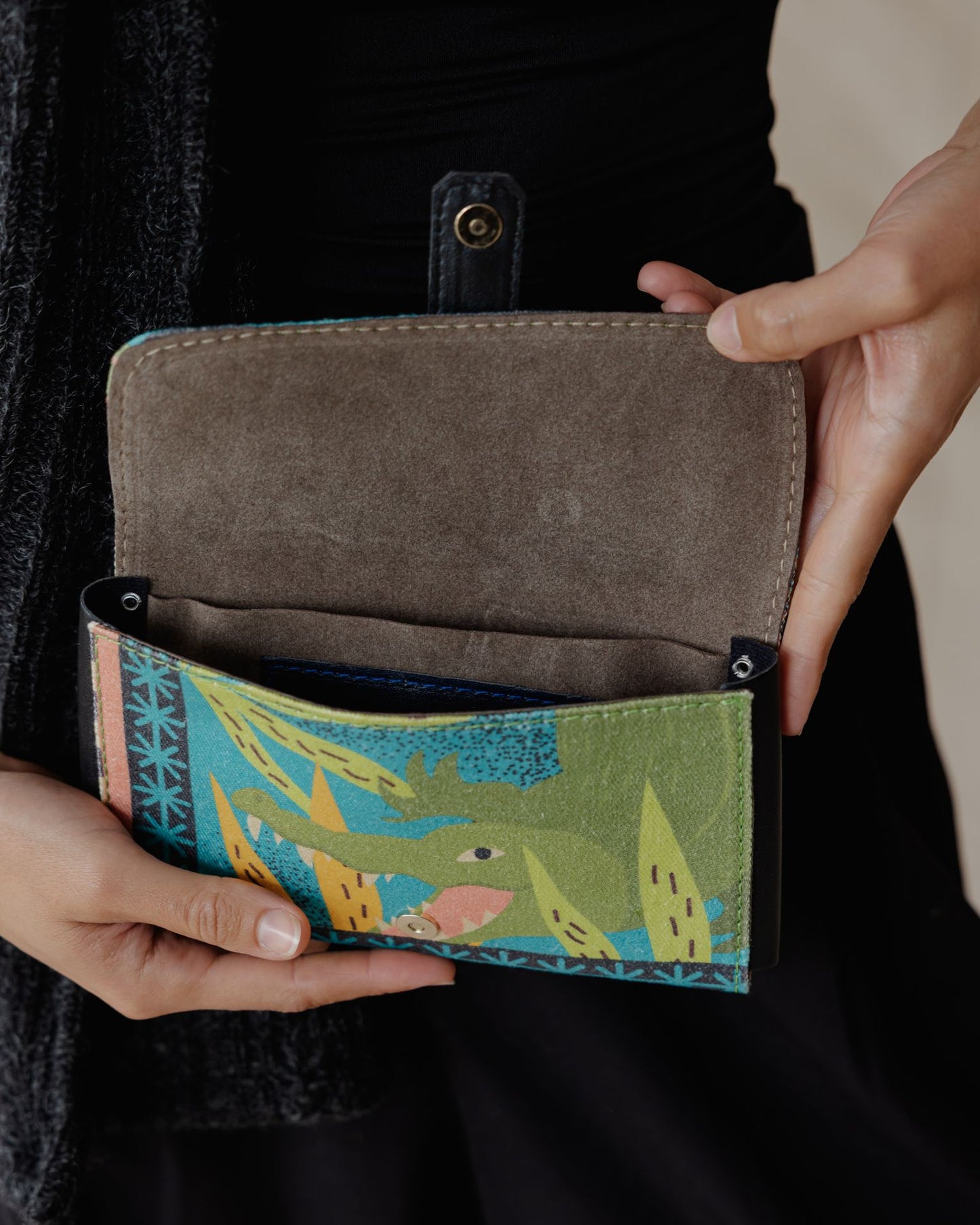 Cairo Breeze Spectrum Purse