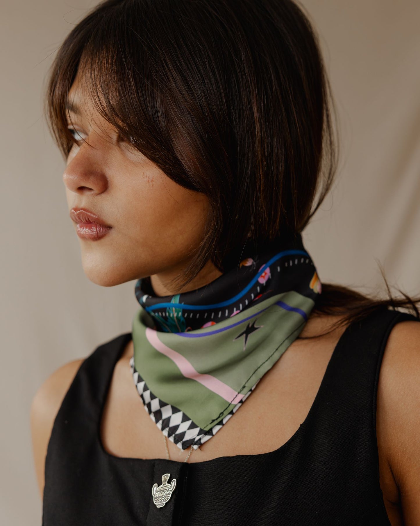 Wilderness Lover Scarf Black