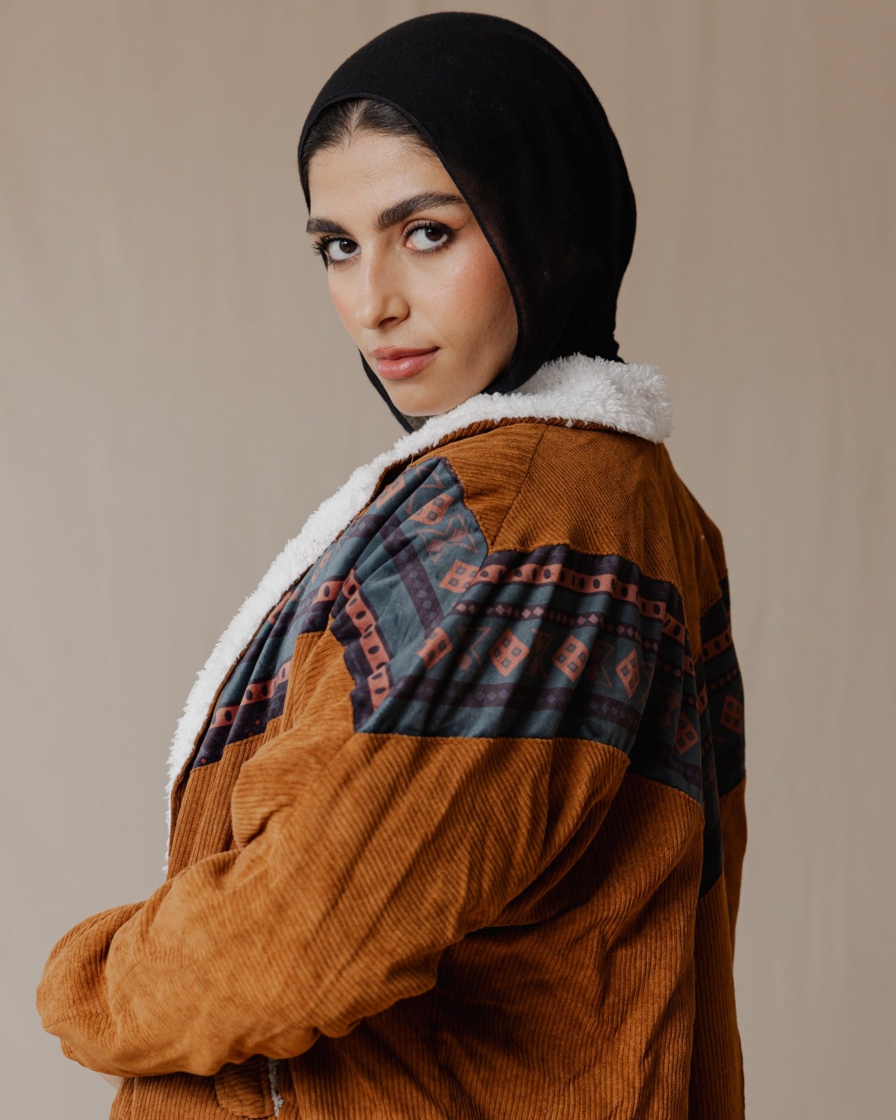 سترة من قماش مخملي أصلي هافان