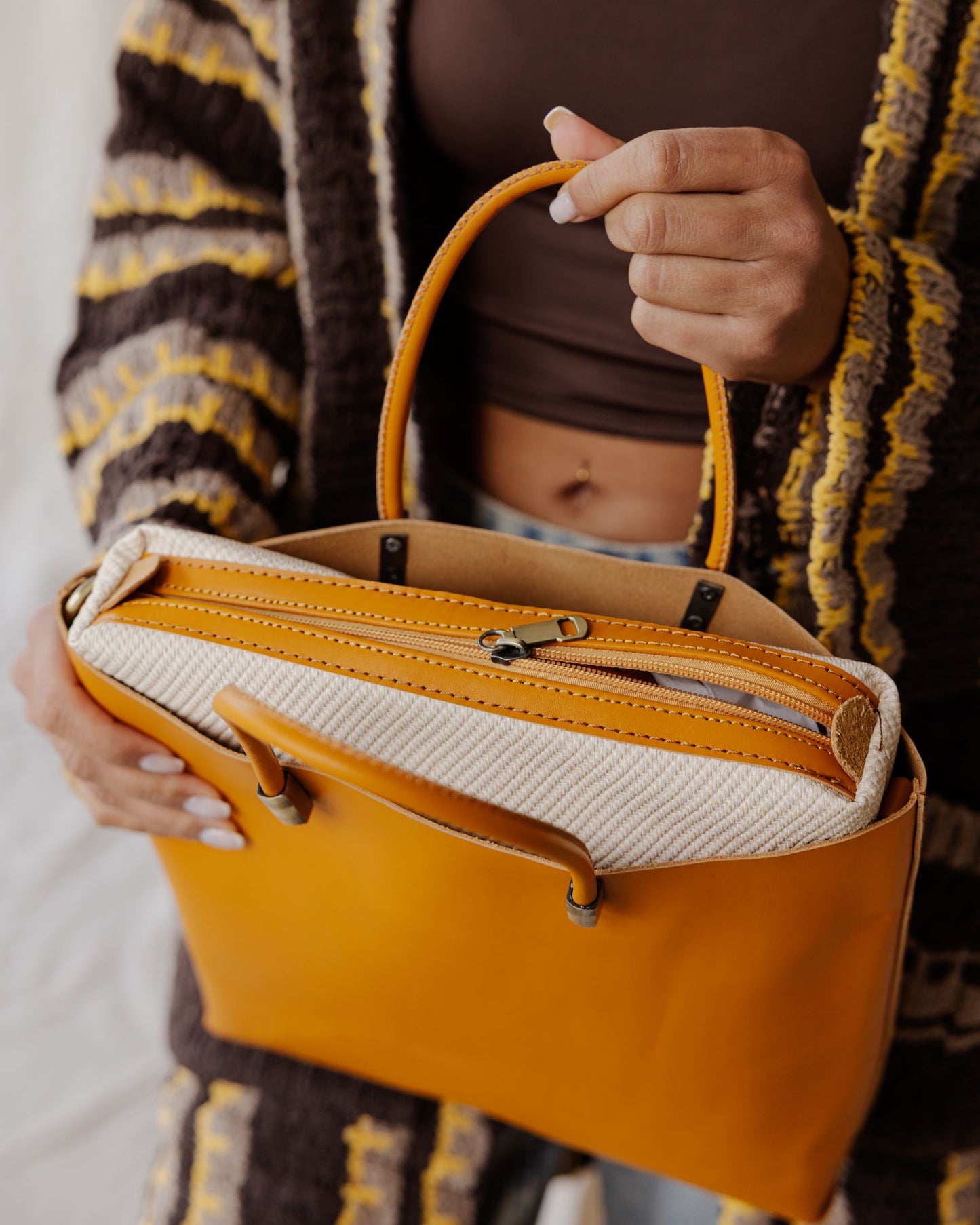 The Linea Genuine Tote Bag In Tan