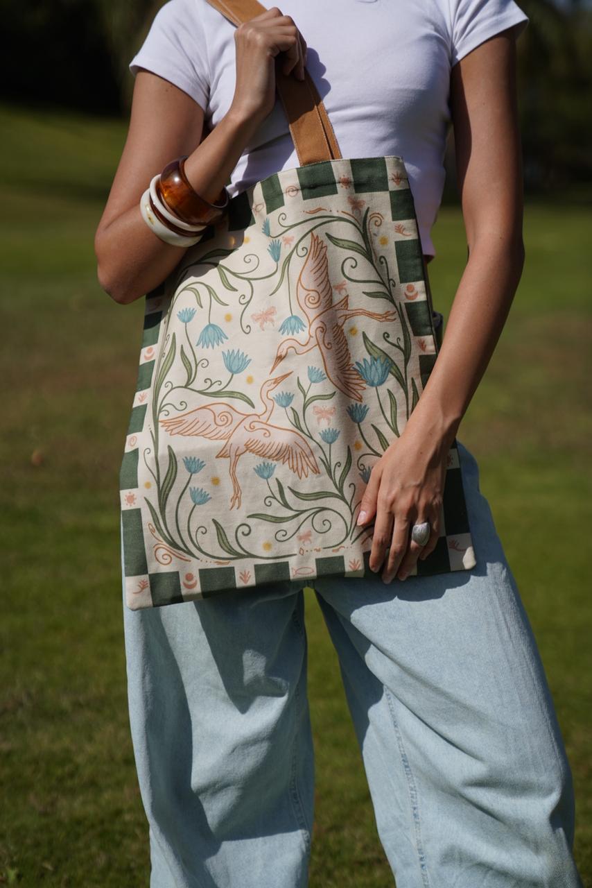 Feathered Souls Tote In Cream