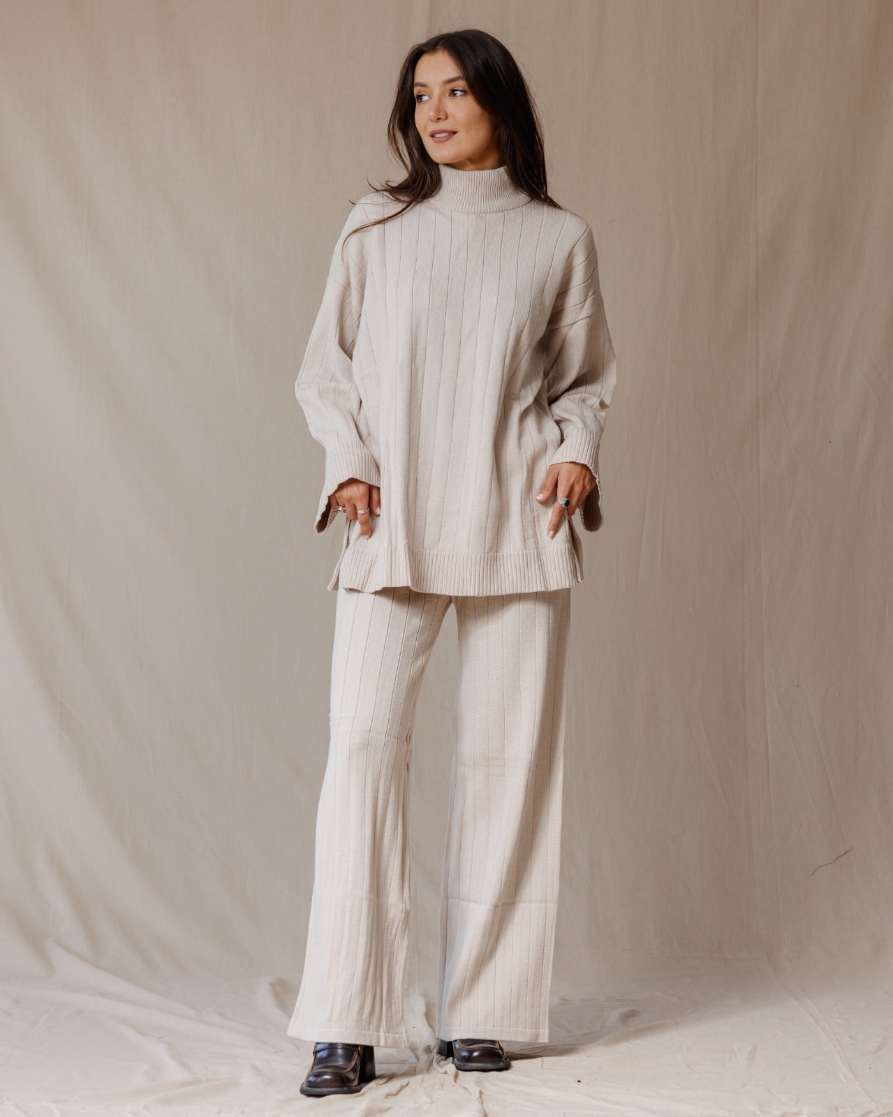 Turtleneck Knit Set Beige