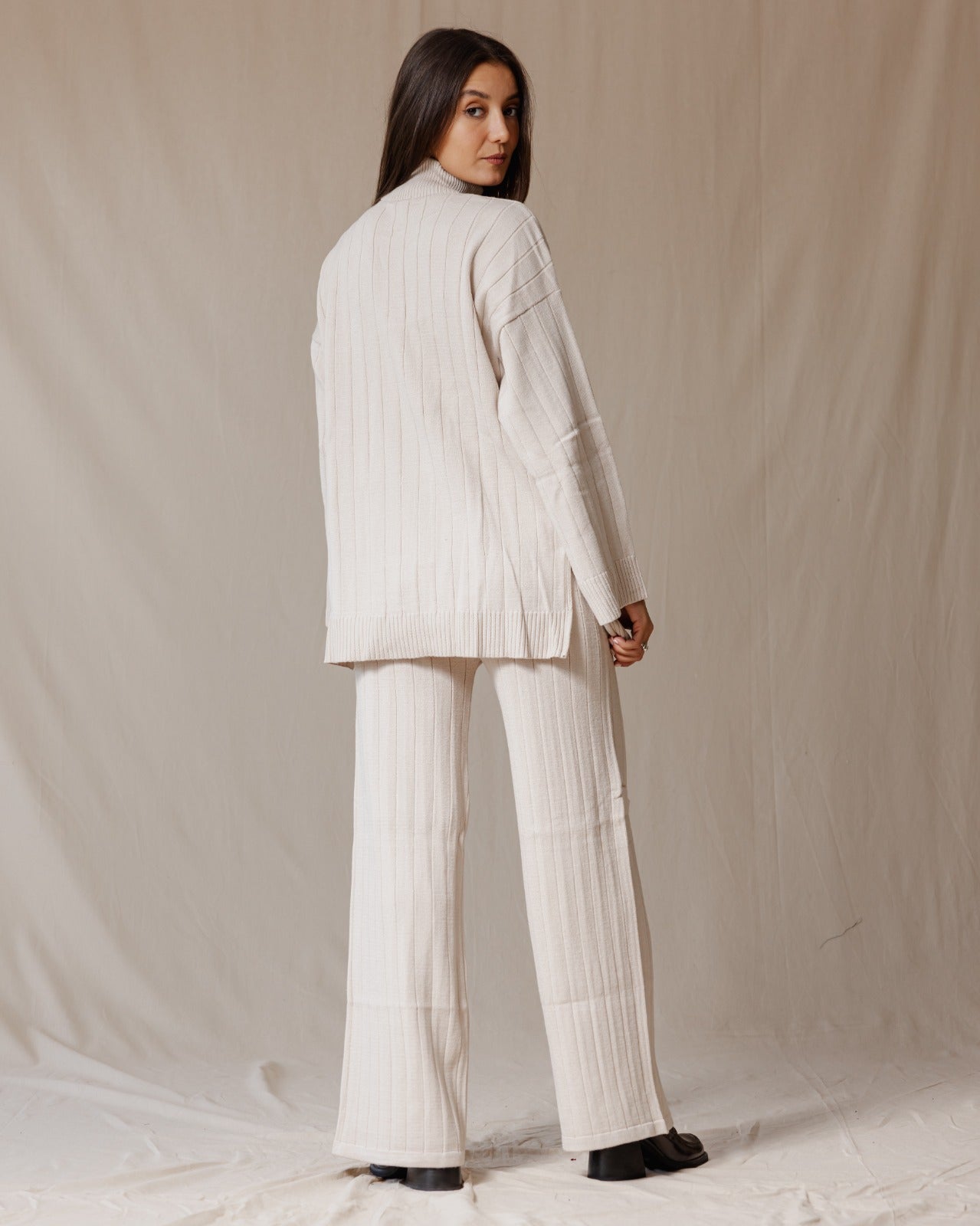 Turtleneck Knit Set Beige