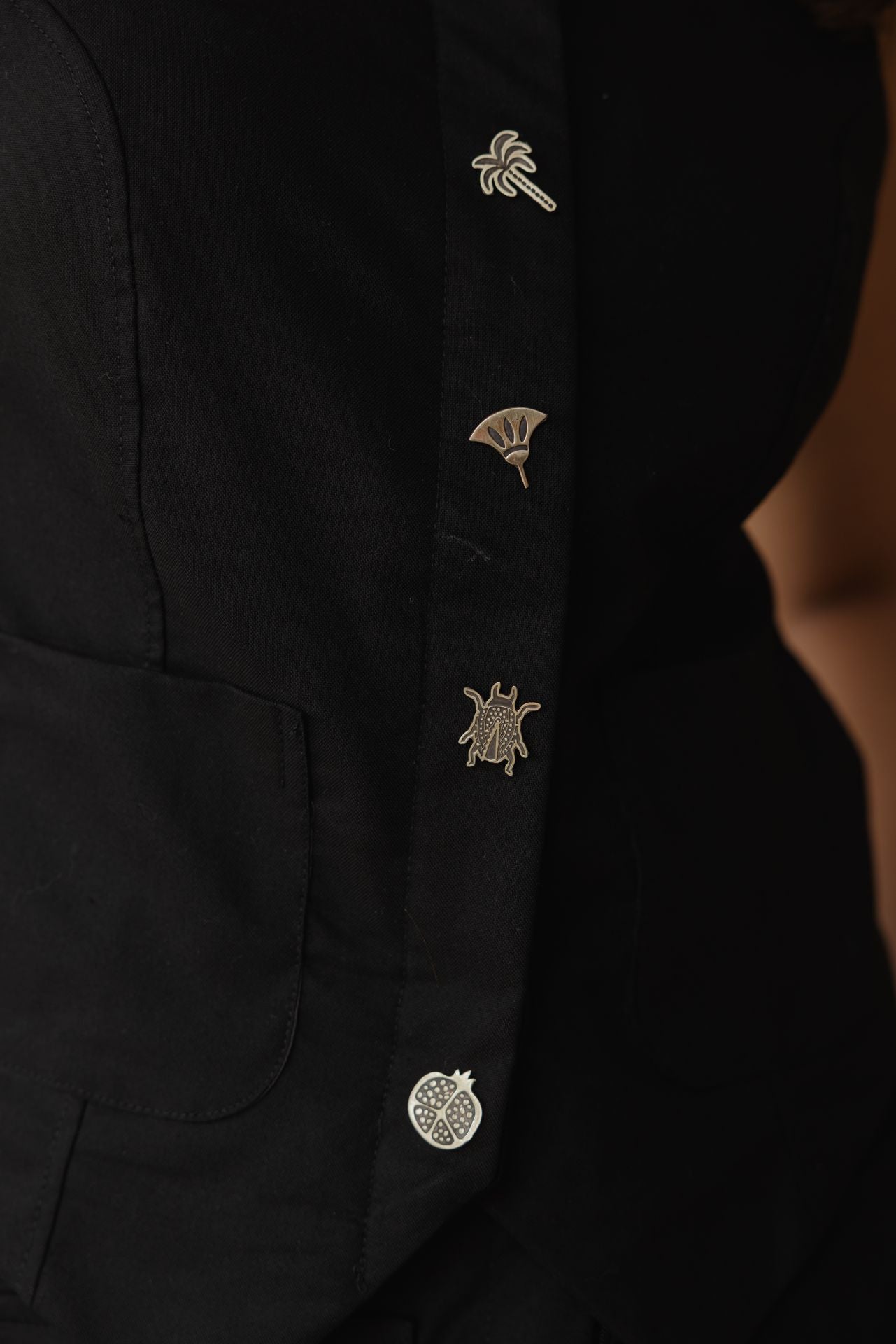 مجموعة أصداء النحاس باللون الأسود