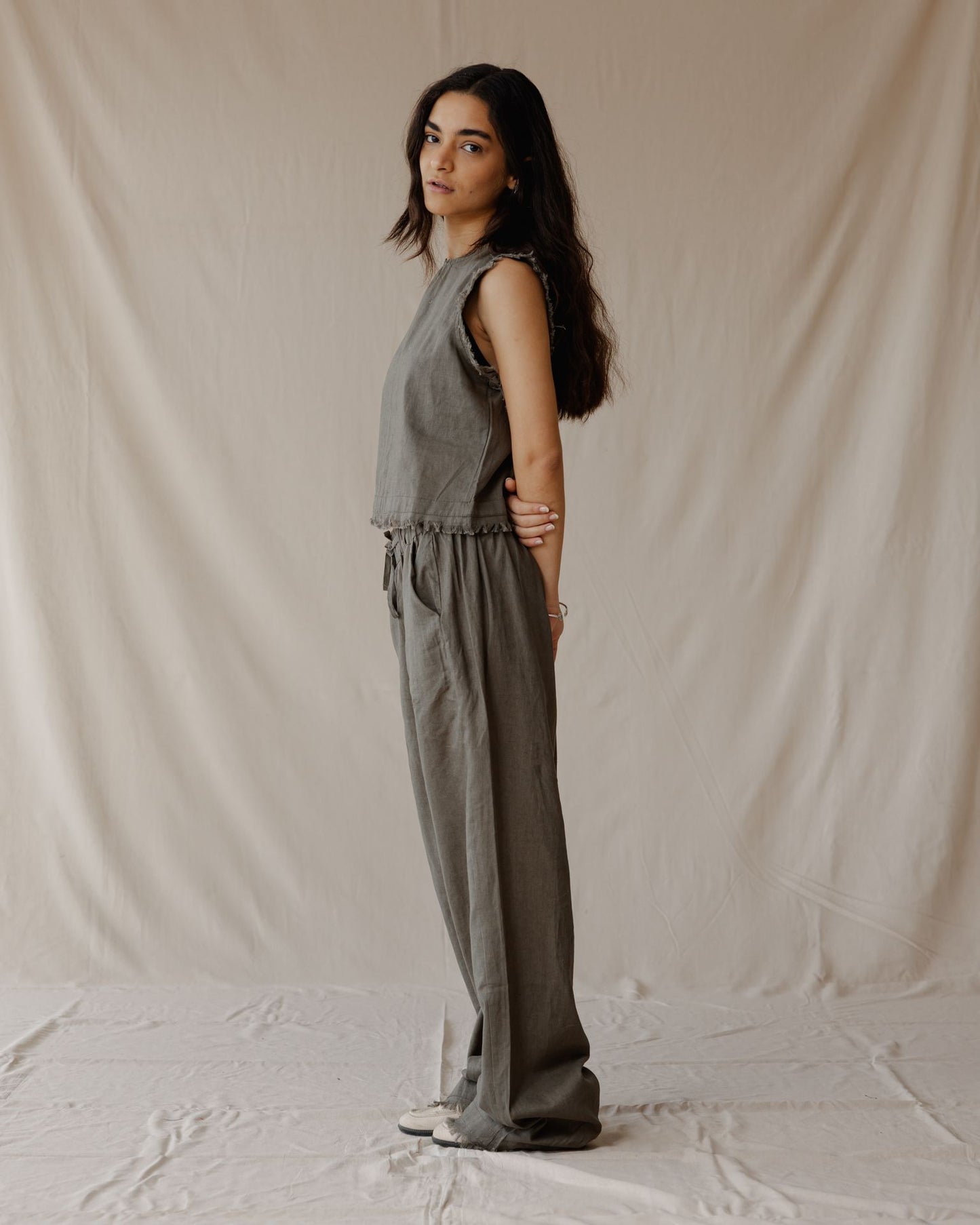 The Island Linen Set Olive