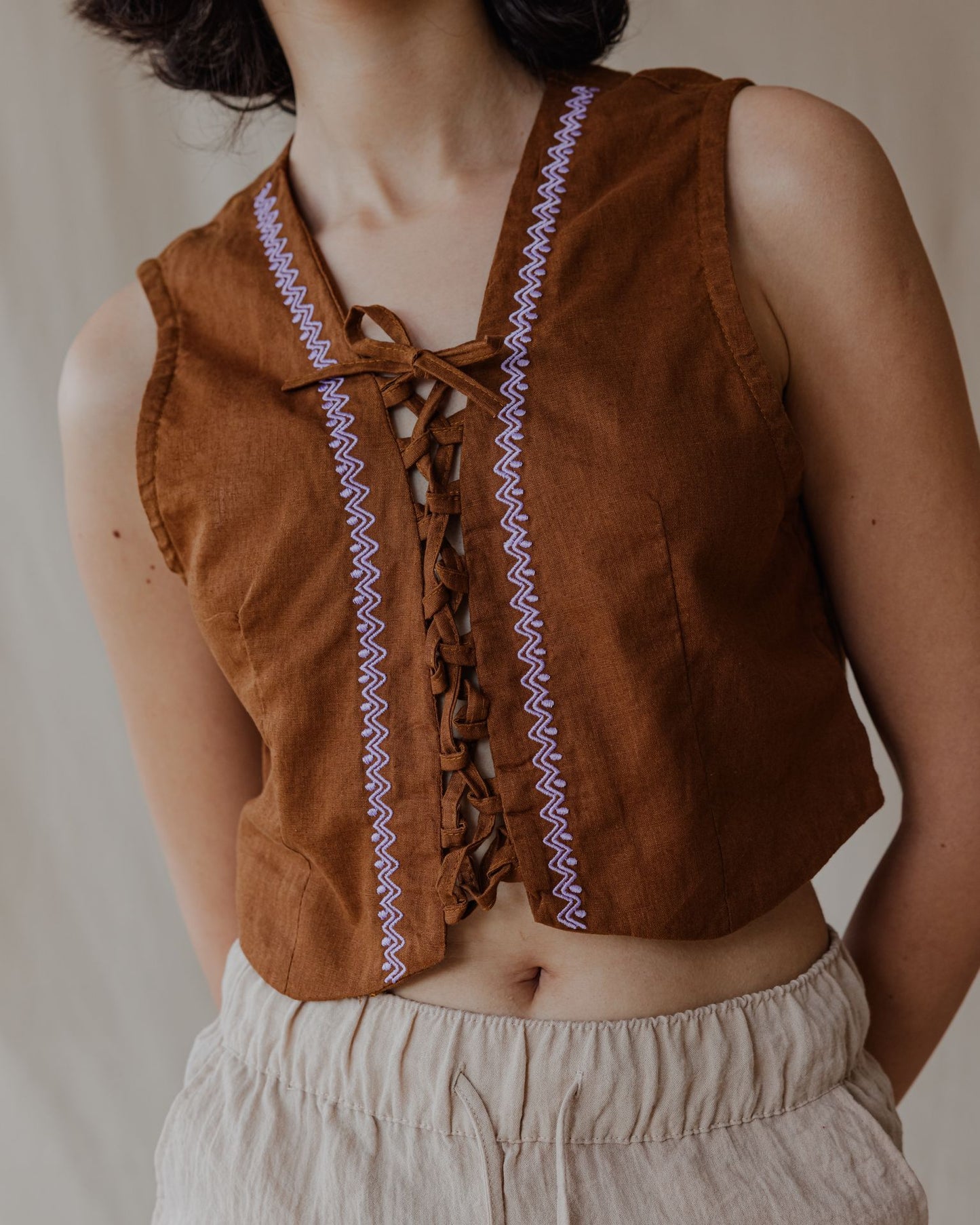 سترة جملية ملتوية ومنسوجة