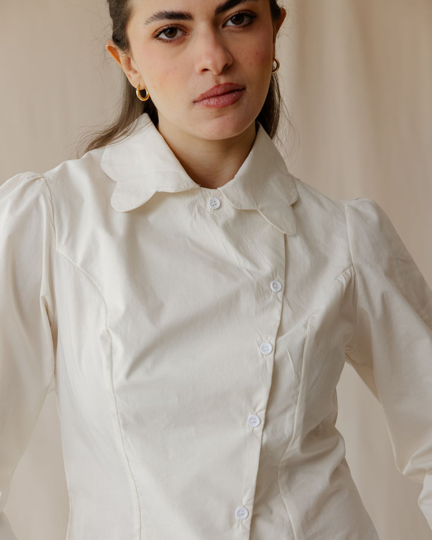 Scallop Muse White Shirt