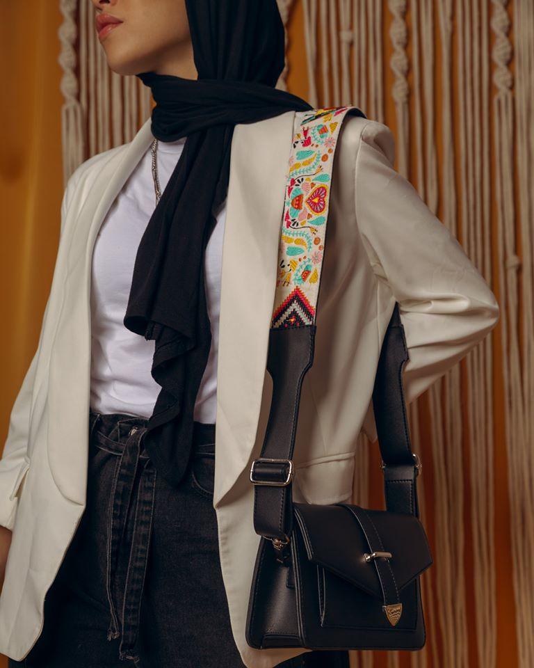Black Folk Art Town Cross-Bag
