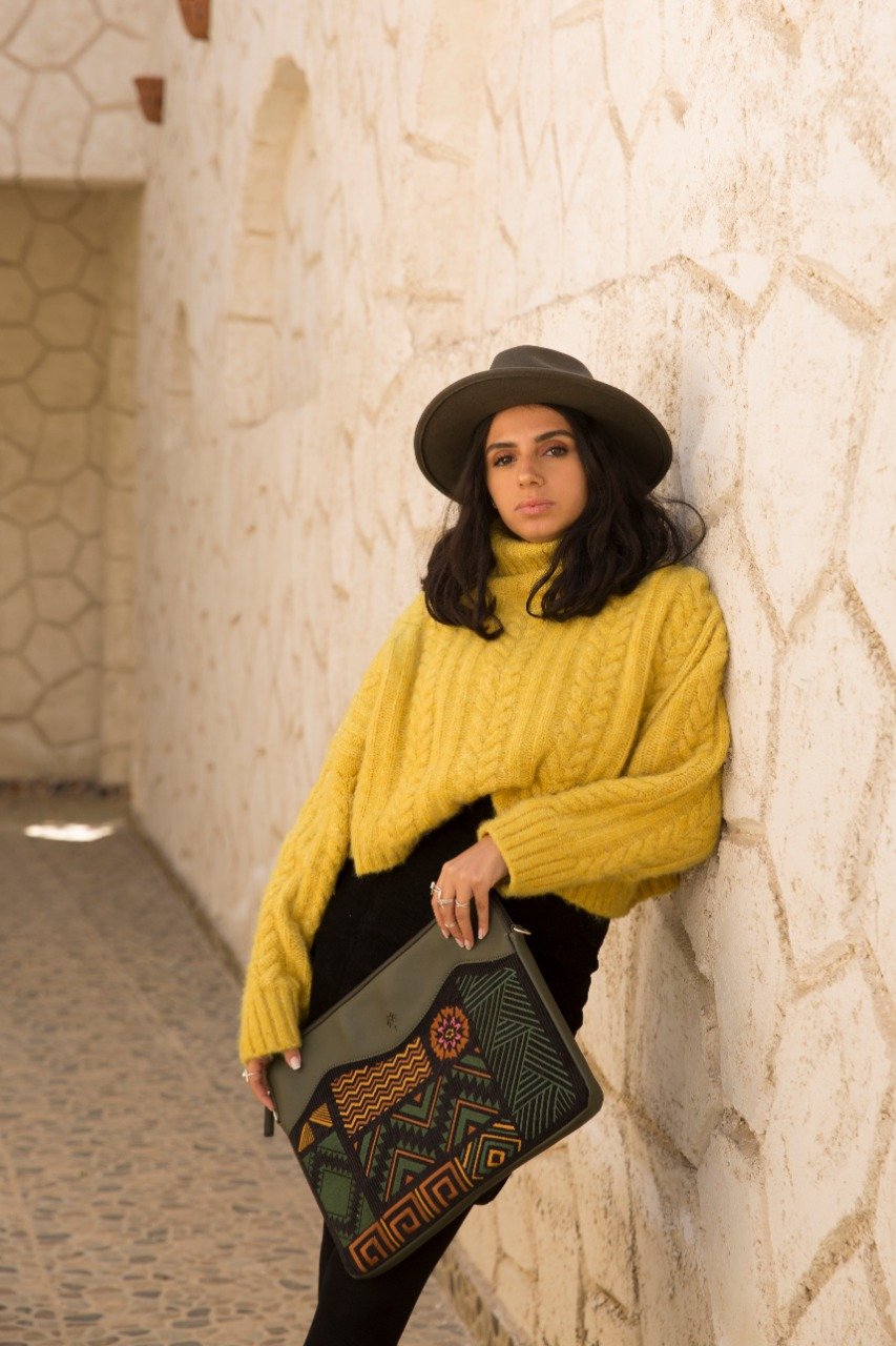 كمبيوتر محمول الأكمام الهندسية الزيتون