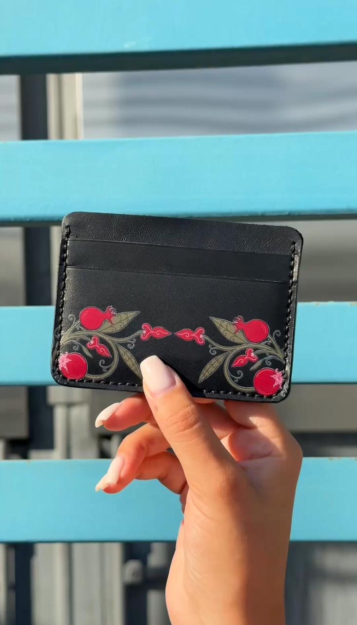 Noir Harvest Genuine Card Holder