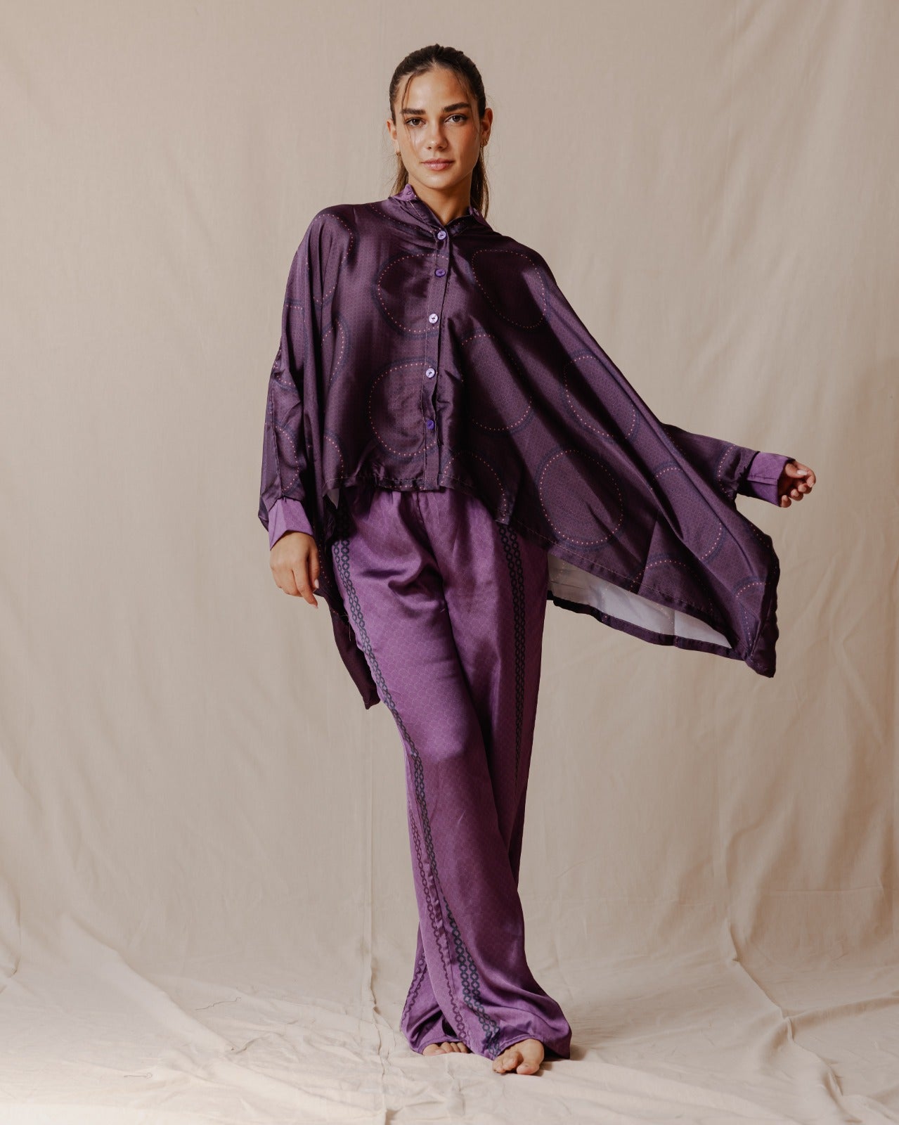 Geometric Lines Cape Set Purple