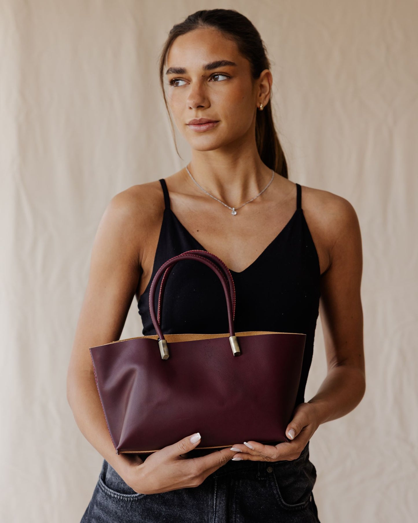 The Luce Genuine Bag In Burgundy