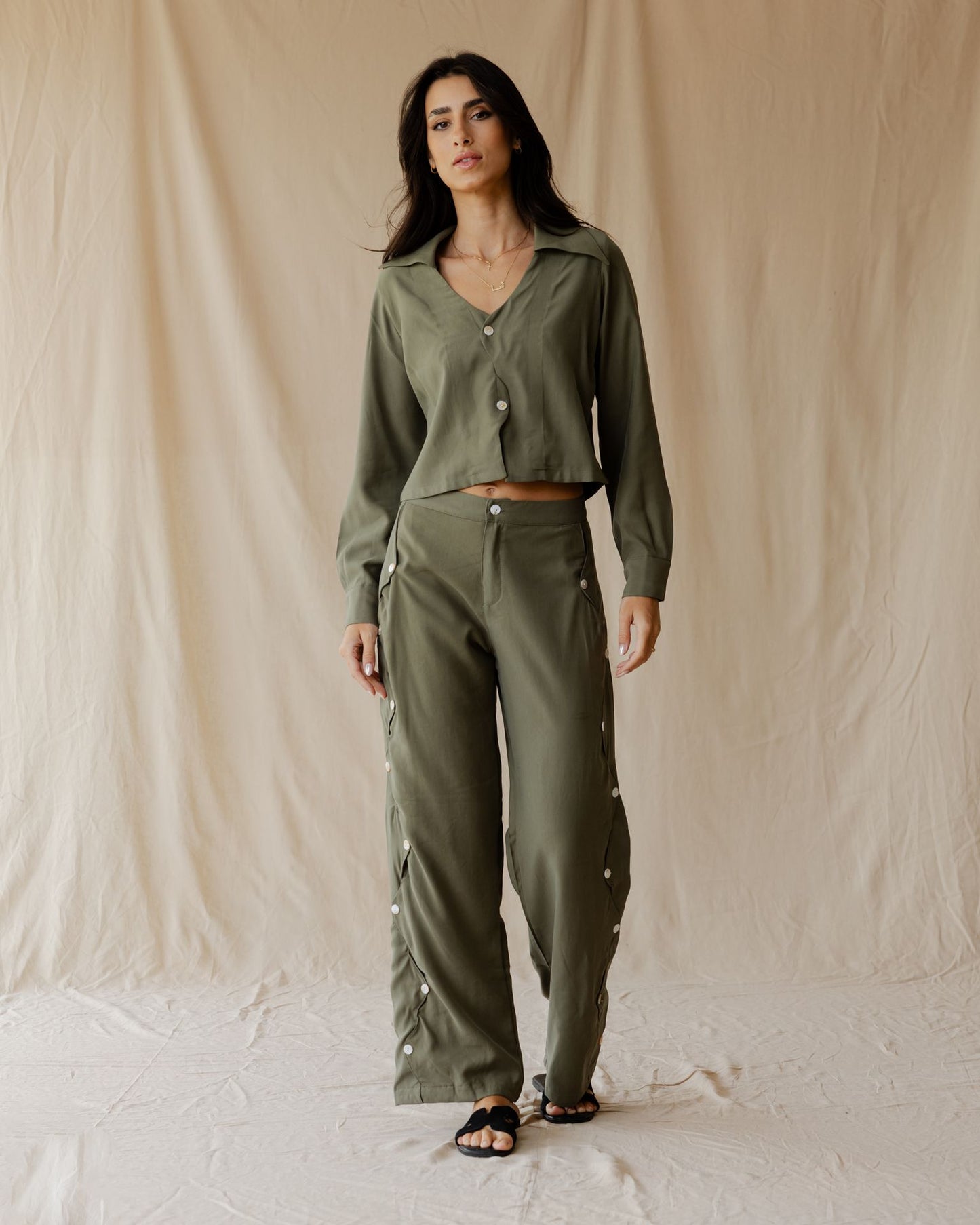 Théa Olive Pants