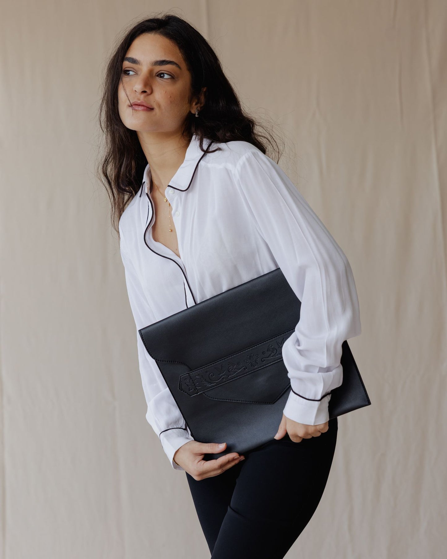 جراب كمبيوتر محمول Secret Garden أسود