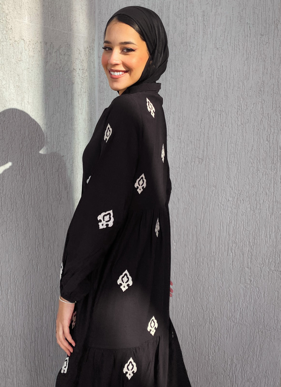 فستان عربي اسود