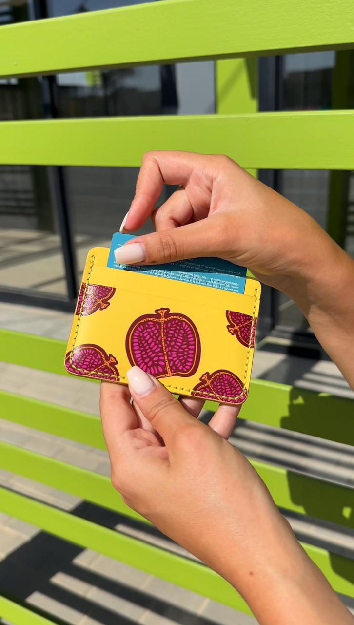 Pom Genuine Card Holder