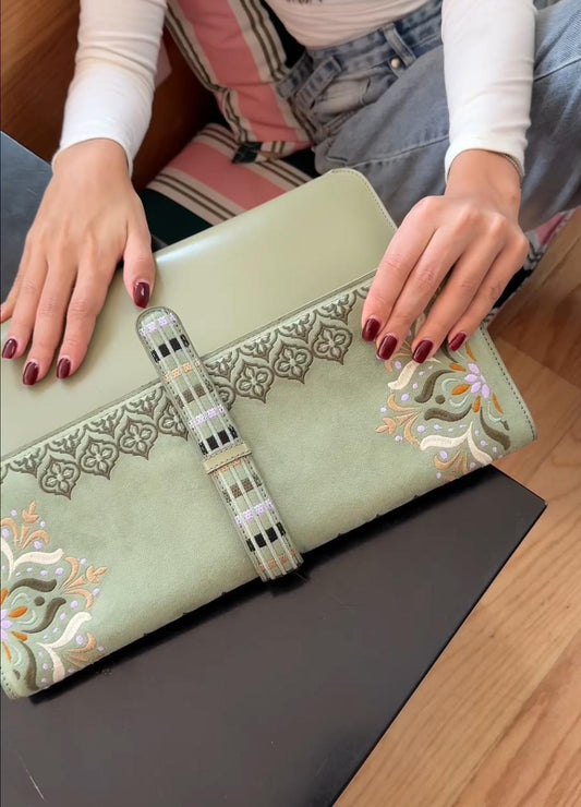 Arabesque Laptop Sleeve In Pistachio