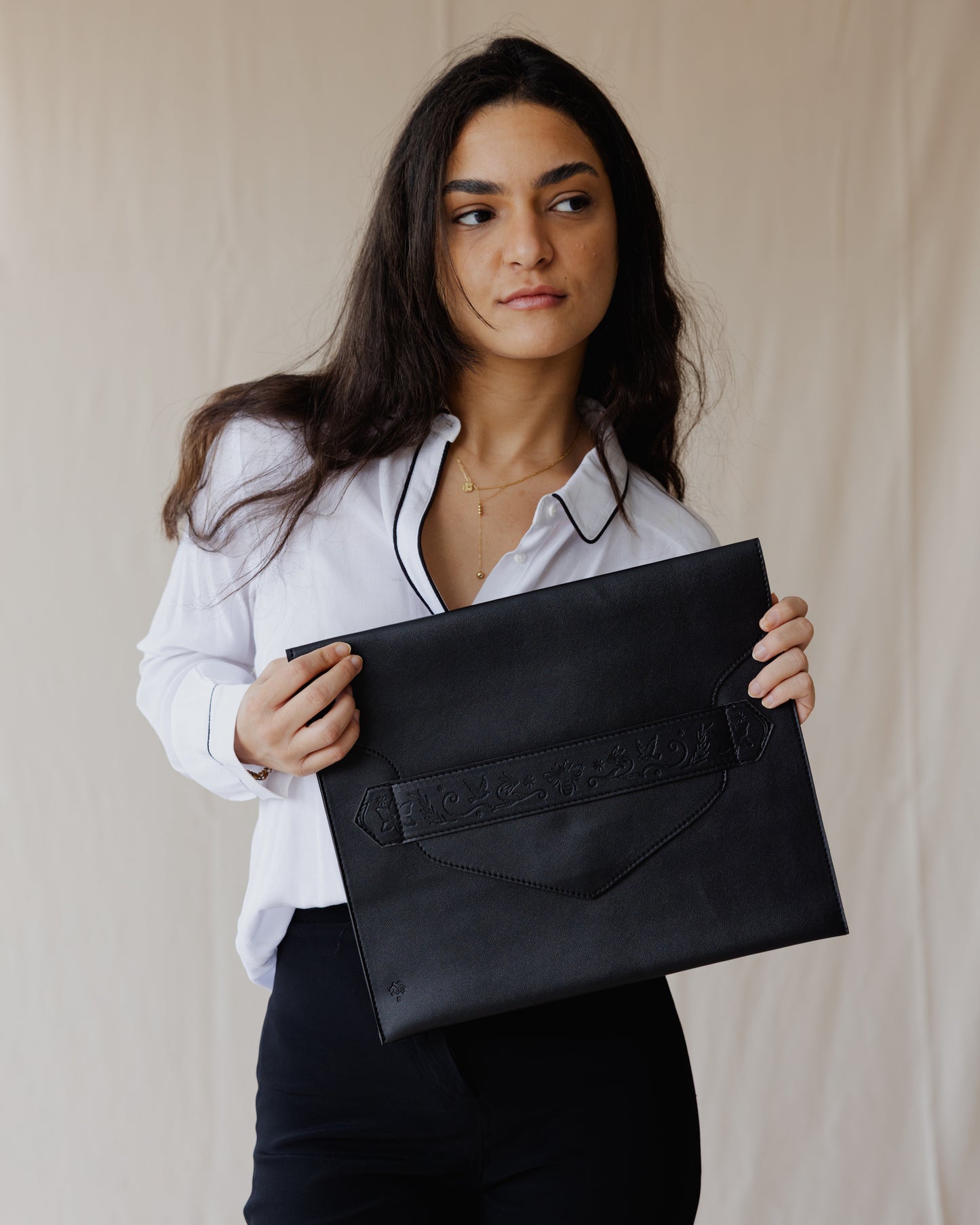 جراب كمبيوتر محمول Secret Garden أسود