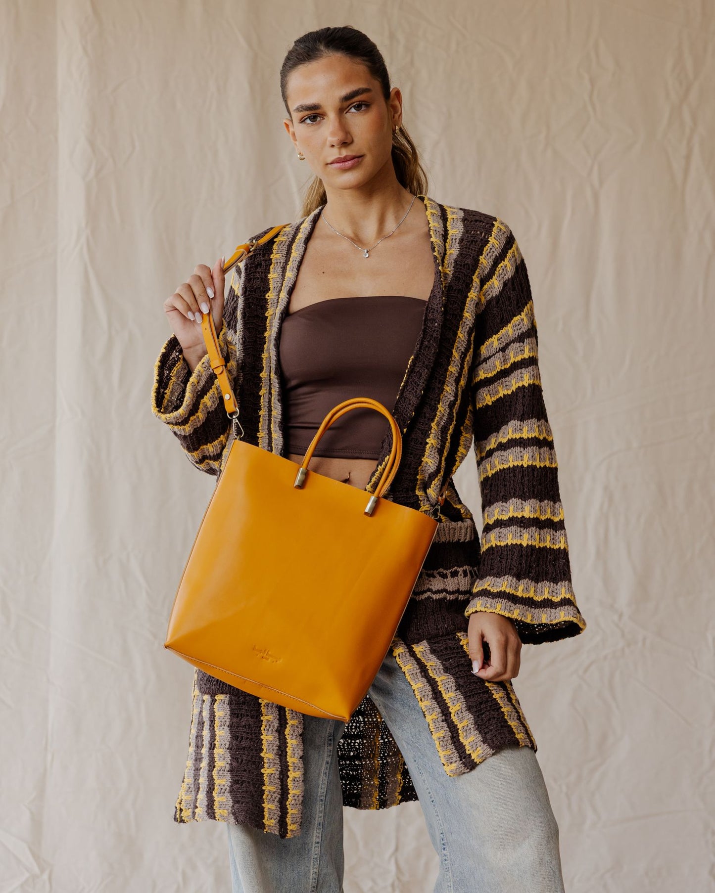 The Linea Genuine Tote Bag In Tan