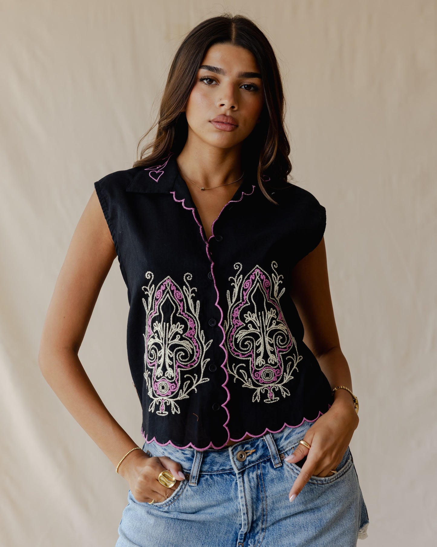 Rosette Boom Vest