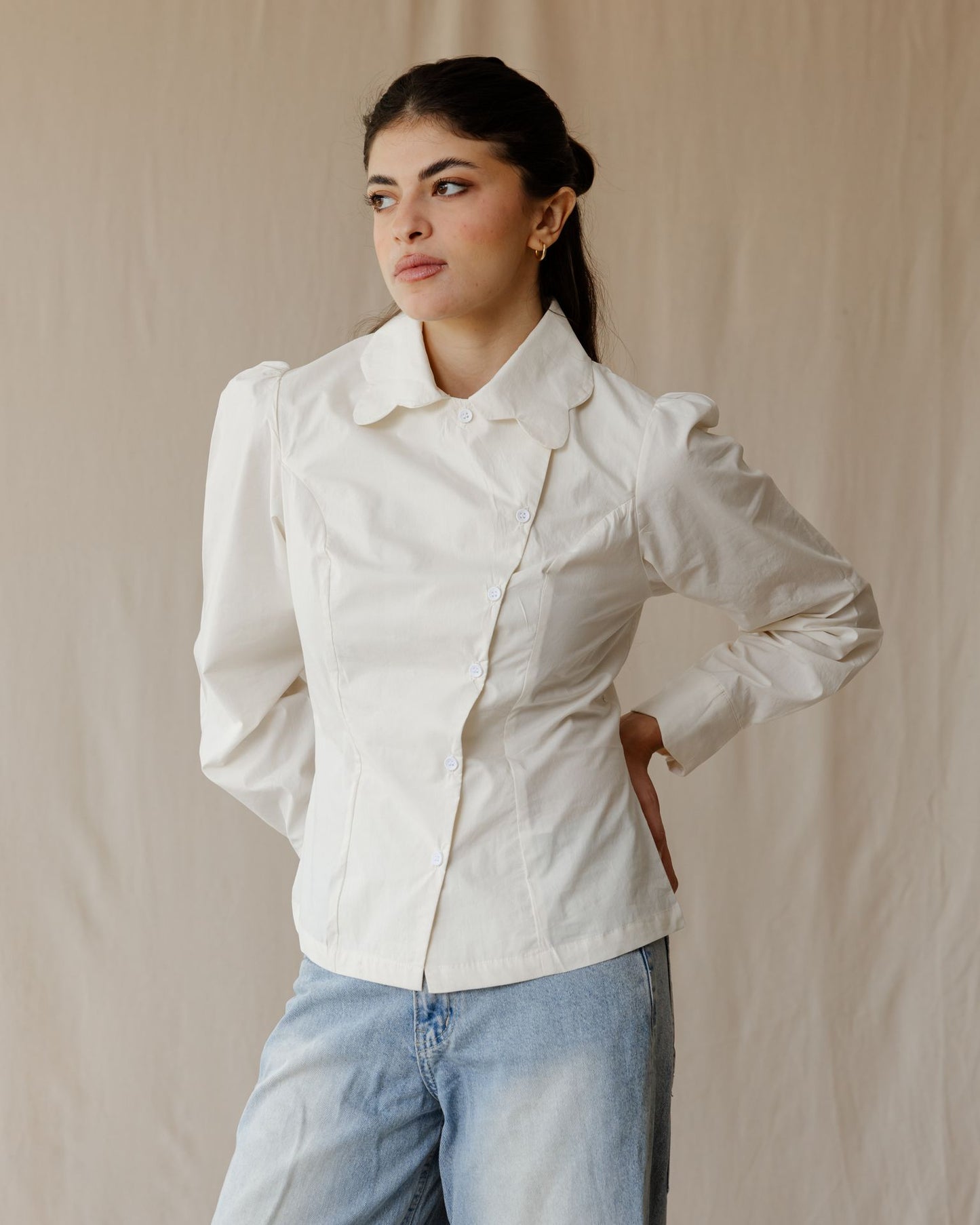 Scallop Muse White Shirt