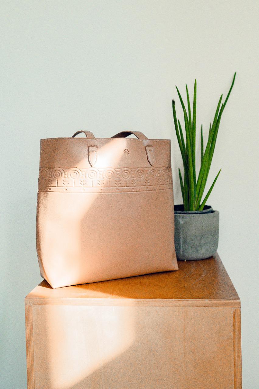 Leather Tote Clan Cafe